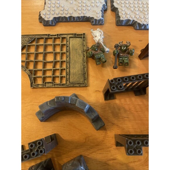 Mega Bloks Dragons Krystal Wars Castle Fort Stone Rock Weapons Figures Walls Lot - Picture 9 of 16